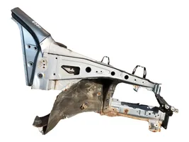 Subaru Outback Longherone lato anteriore 