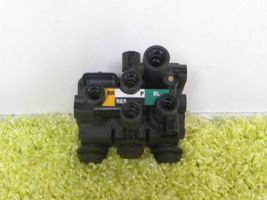 Land Rover Range Rover L405 Solenoide activador del amortiguador trasero cpla-5b710-bc