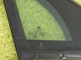 Volkswagen Tiguan Etuoven kulmalasi, neliovinen malli 5NA845113