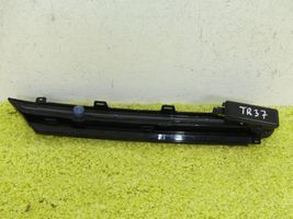 Volkswagen Golf VIII Griglia superiore del radiatore paraurti anteriore 5h0941653a