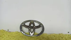 Toyota iQ Logo, emblème de fabricant 90975-02075