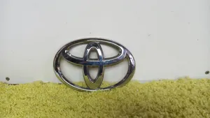 Toyota iQ Logo, emblème de fabricant 90975-02075