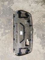 Audi A5 8T 8F Takaluukun alaosan verhoilu 8T0867975B