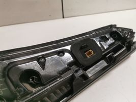 Audi Q5 SQ5 Lampy tylnej klapy bagażnika 