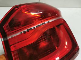 BMW X1 F48 F49 Lampy tylnej klapy bagażnika 7350718