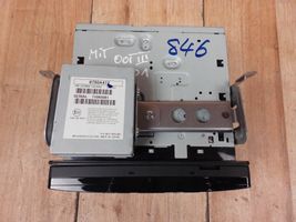 Mitsubishi Outlander Panel / Radioodtwarzacz CD/DVD/GPS 8750A592