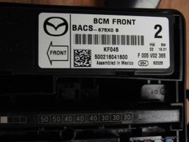 Mazda 3 III Module de fusibles BACS675X0