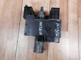 Mazda 3 III Verrouillage du volant GMB6675S0A