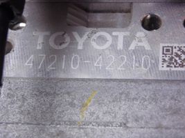 Toyota RAV 4 (XA50) Maître-cylindre de frein 4721042210