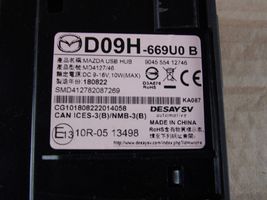 Mazda CX-3 Connettore plug in AUX D09H669U0B