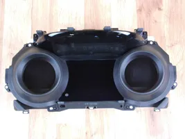 Toyota Yaris XP210 Tachimetro (quadro strumenti) 83800K0231