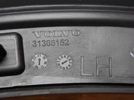 Volvo V90 Cross Country Garniture pour voûte de roue avant 31386152