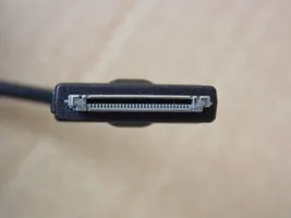 Mercedes-Benz E W213 USB-pistokeliitin A2228204315