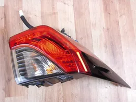 Toyota RAV 4 (XA50) Lampy tylnej klapy bagażnika 8155042230