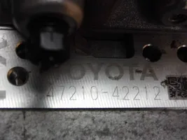 Toyota RAV 4 (XA50) Maître-cylindre de frein 4721042212