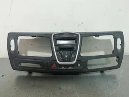 Renault Laguna III Panel klimatyzacji A02000A8410000