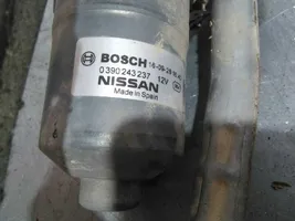 Nissan Pulsar Silniczek wycieraczek szyby przedniej / czołowej 288004MA0A
