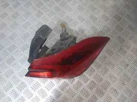 Ford Fiesta Lampa tylna 2255983