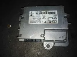 Renault Clio III Module de contrôle airbag 8200645158