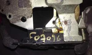 Ford Galaxy Blocco chiusura del portellone 95VW431C50DF