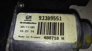 Opel Meriva A Etuoven manuaalinen ikkunan nostin 93389551