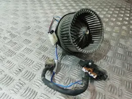 Nissan Vanette Soplador/ventilador calefacción 0130111154