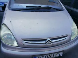 Citroen Xsara Vano motore/cofano 