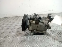 Nissan Micra C+C Ilmastointilaitteen kompressorin pumppu (A/C) AX80A7400