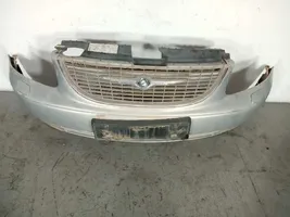 Chrysler Voyager Zderzak przedni 