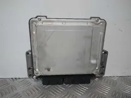 Peugeot 208 Sterownik / Moduł ECU 9833749880