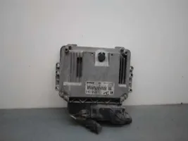 Opel Zafira B Calculateur moteur ECU 55566279