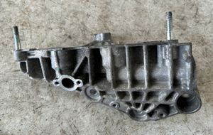 Lancia Thema EGR-venttiilin/lauhduttimen kiinnike 90513247G