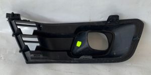 Renault Captur Kratka dolna zderzaka przedniego 261A39427R