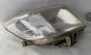 Toyota Hilux (AN10, AN20, AN30) Headlight/headlamp 