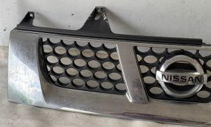 Nissan Navara D22 Grille calandre supérieure de pare-chocs avant 62310VK000