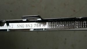 Volkswagen Tiguan Maskownica / Grill / Atrapa górna chłodnicy 5N0853768K