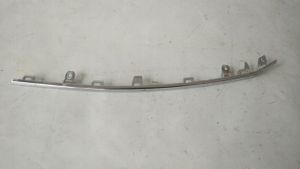 Volkswagen Tiguan Maskownica / Grill / Atrapa górna chłodnicy 5N0853767L