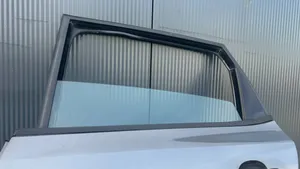 Volkswagen Polo V 6R Rear door 