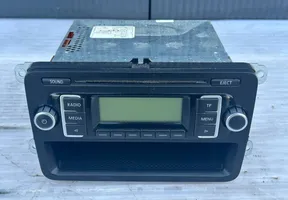 Volkswagen Polo V 6R Unité principale radio / CD / DVD / GPS 5M0035156B