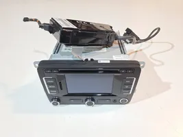 Skoda Superb B6 (3T) Panel / Radioodtwarzacz CD/DVD/GPS 3T0035192R