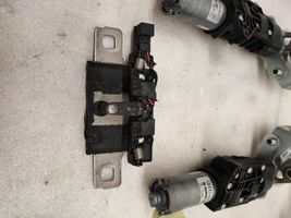 Audi SQ7 Tailgate hydraulic set 4M0827851A