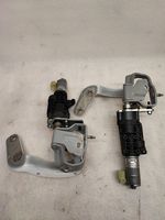 Audi SQ7 Pompe, vérin hydraulique de hayon 4M0827851A