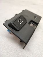 BMW 4 G22 G23 G24 G26 Gniazdo / Złącze USB 8711939