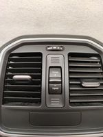 Porsche Macan Rear air vent grill 95B864378D