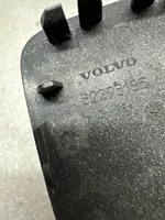 Volvo S90, V90 Takapuskurin hinaussilmukan suojakansi 32293185