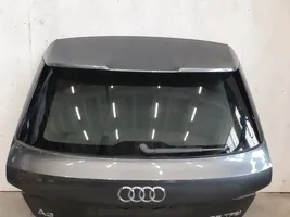 Audi A3 8Y Takaluukun/tavaratilan kansi 