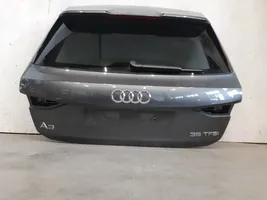 Audi A3 8Y Takaluukun/tavaratilan kansi 