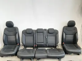 Mercedes-Benz GLE (W166 - C292) Set interni 