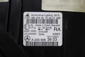 Mercedes-Benz C W205 Lampa przednia A2059063803