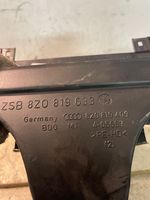 Volkswagen Golf V Altri parti dell’aria condizionata (A/C) 8Z0819633